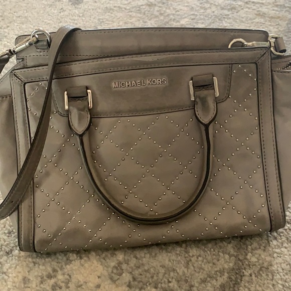 Michael Kors purse! - Picture 1 of 5